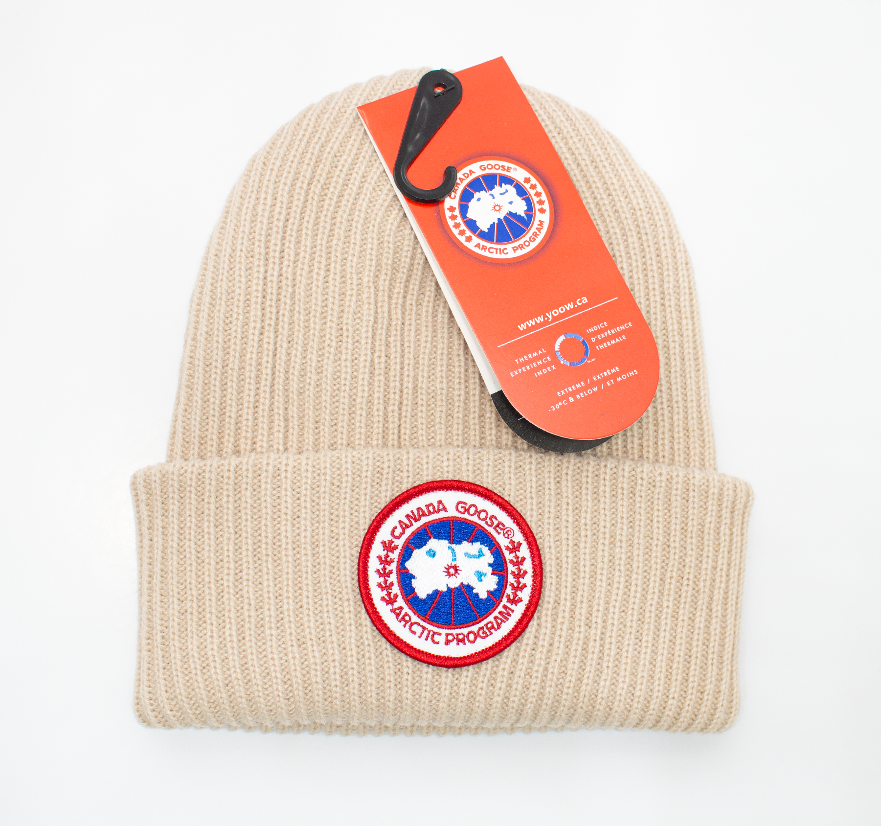 Canada Goose Beanie – Extreme Warmth and Timeless Elegance